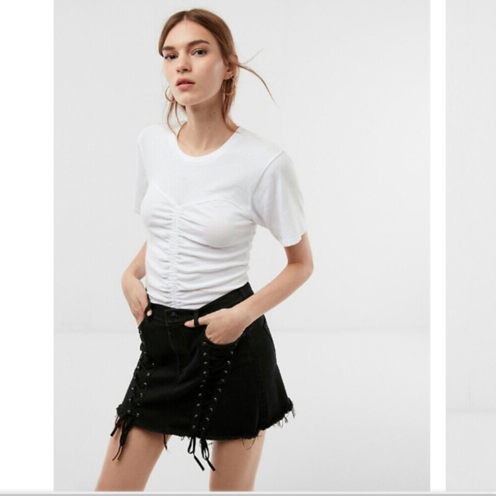 EXPRESS never worn rouched front white T-shirt